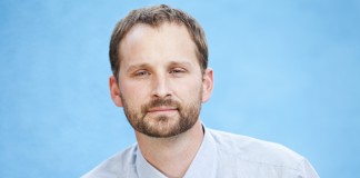 Actor Gets New Head Shots, Is Still a Bad Actor