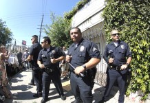 LAPD Raids Grocery Store For Giving Away Plastic Bags